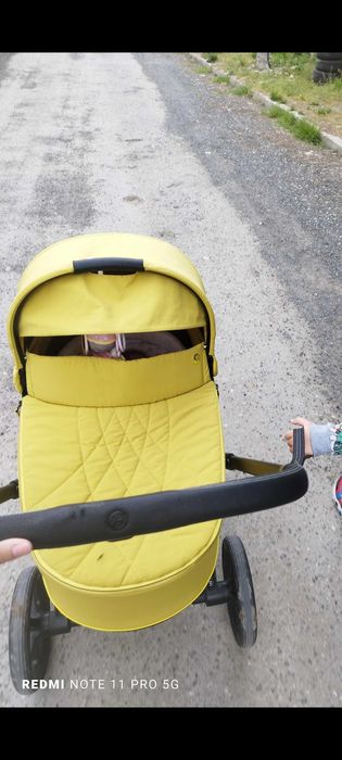 Cybex Priam 3 Mustard yellow