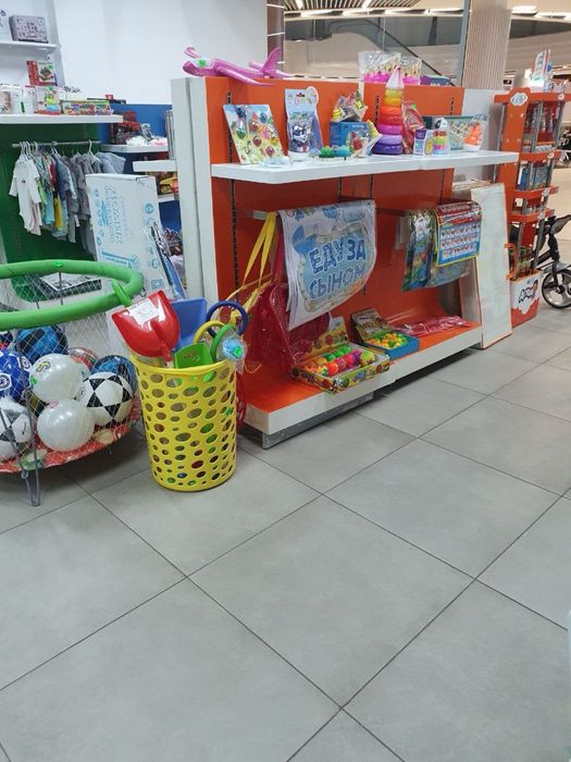 Продам оборудование для торговли