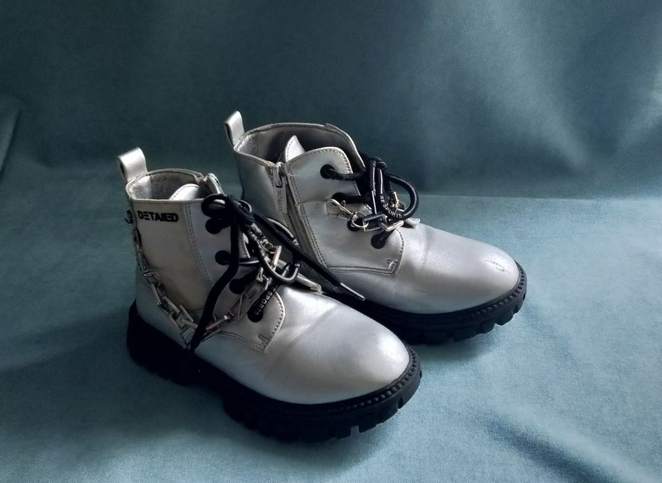 Ботинки для девочки