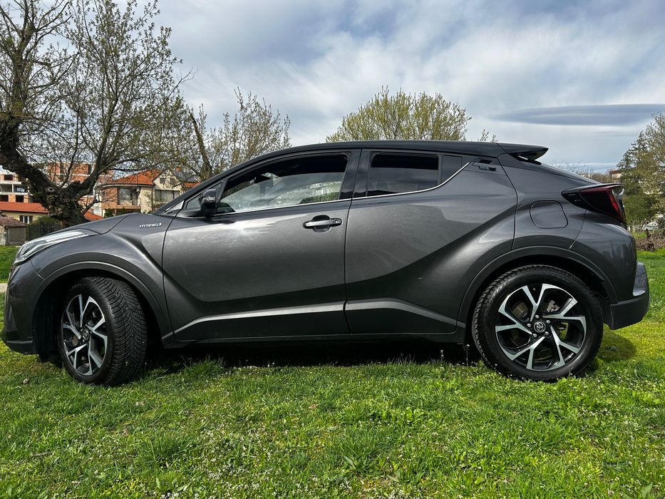 Toyota C-HR 2.0 Hybrid Гаранция 150кс