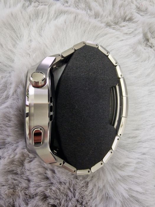 Huawei Watch 4 Pro Titanium 48 mm – Cutie + Accesorii