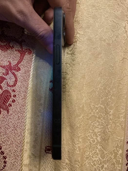 vand iphone 13 urgent!