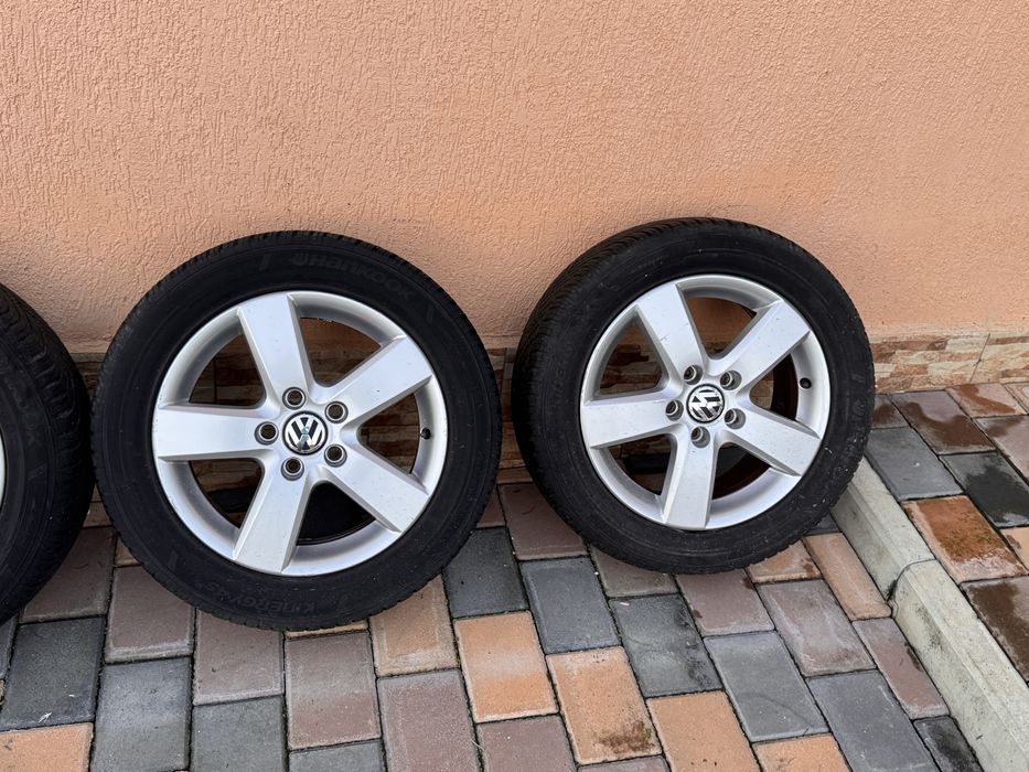 Jante + cauciucuri iarna 205 /55 R16/Volkswagen/Skoda/audi a4 /Seat