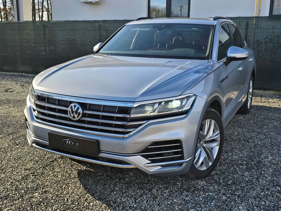 Volkswagen Touareg All-wheel steering/Air suspension/Panoramic/* * * TVA deductibil