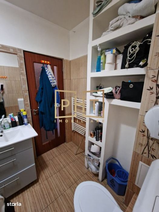 Apartament de vanzare cu 2 camere, 39 mp, zona Florilor!