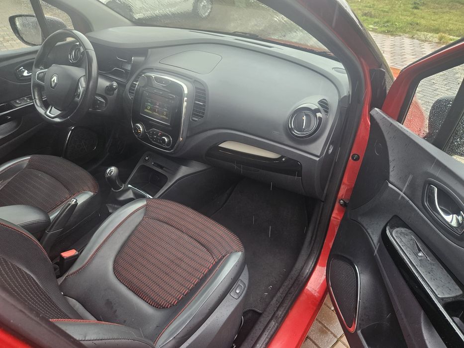 Renault Captur 2017/ Helly Hansen Euro 6/ 1.5 dci 90 Cp/Navi/Sc incalzite/Clima/Senz park/Keyless/Led