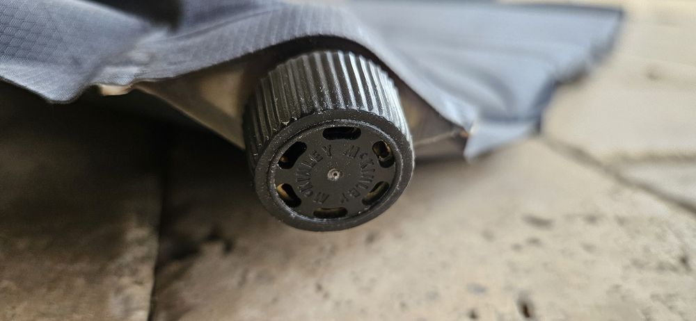 Saltea autogonflabila McKinley Travel 38 Travel Camping