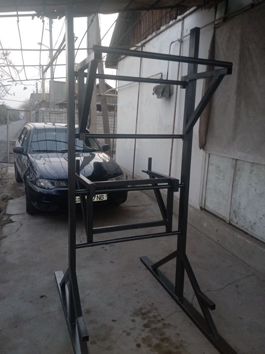 тринажор сотилади