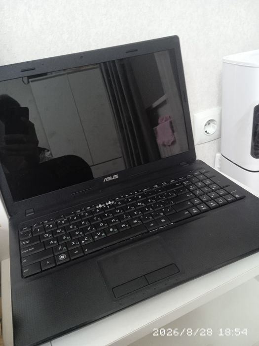 Ноутбук -  Asus X54C 2012