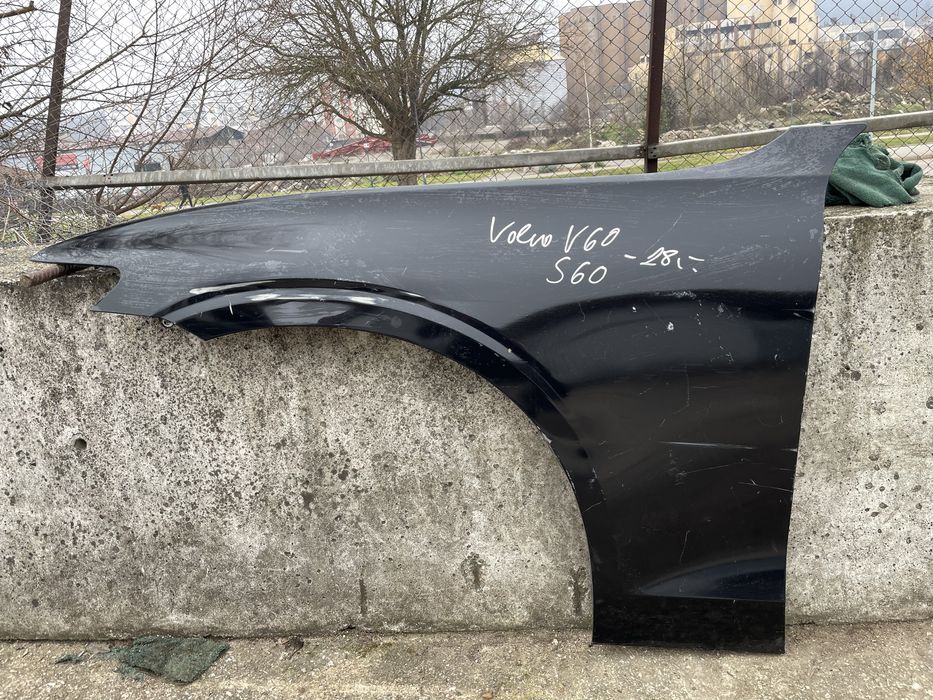 Ляв калник за Volvo V60 S60 Волво В60 С60  2018г-