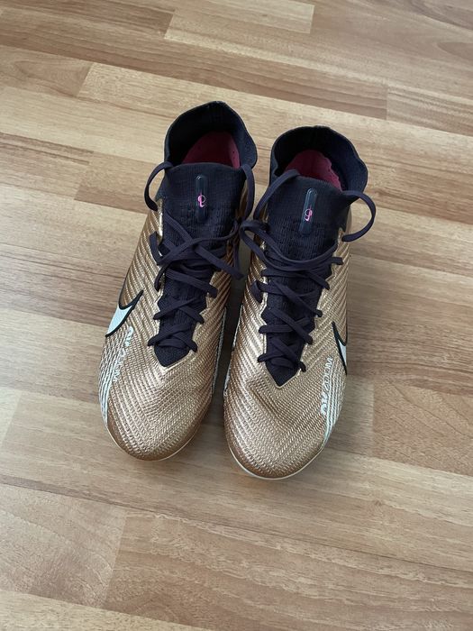 vand ghete nike mercurial superfly elite de iarba
