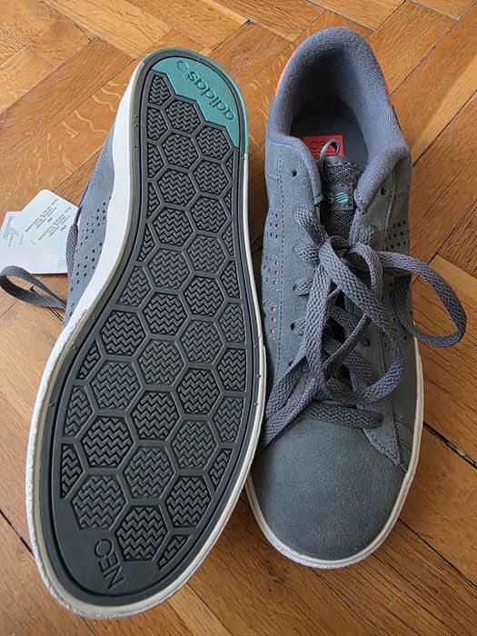 Летни маратонки Adidas Neo, N 43,чисто нови