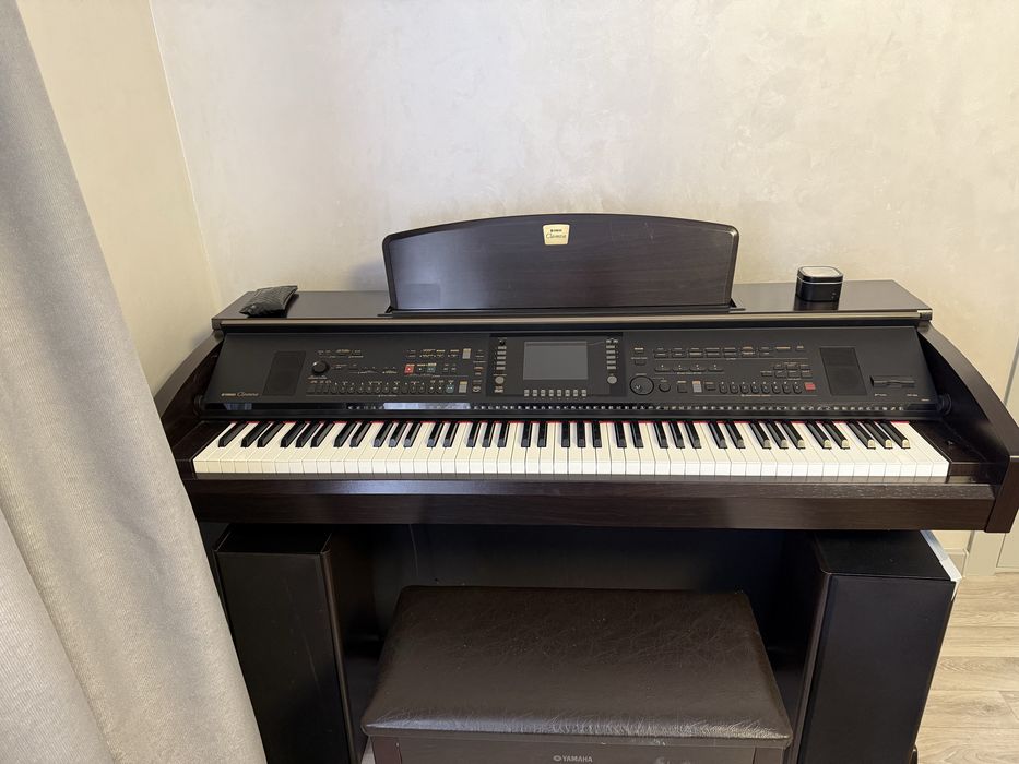 Yamaha Clavinova cvp 305