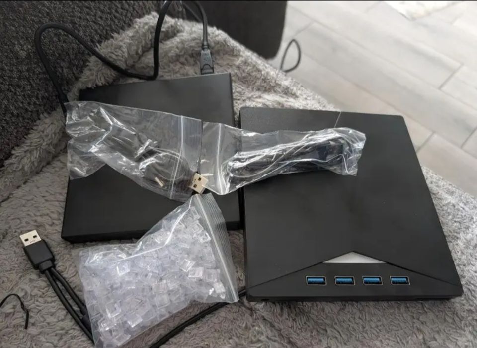 Портативный привод для CD/DVD