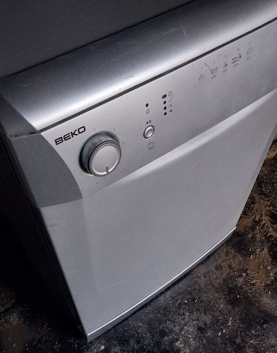 Посудомоечная машина Beko.