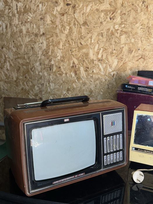 Советский раритетный мини телевизор ССР