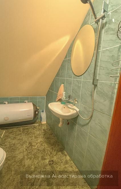 Двустаен апартамент в района на Колхозен пазар!