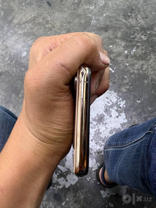 Iphone xs.
