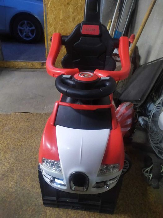 каталка  для девочек и мальчиков