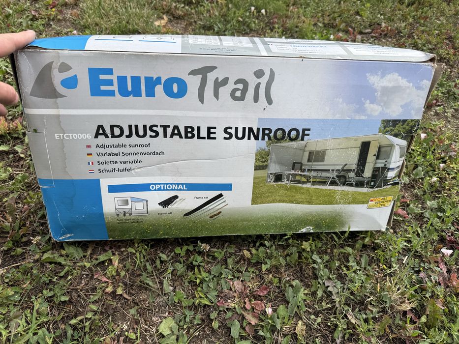 Cort / parasolat rulota EuroTrailer  540x240 cm Gri  set cu perete