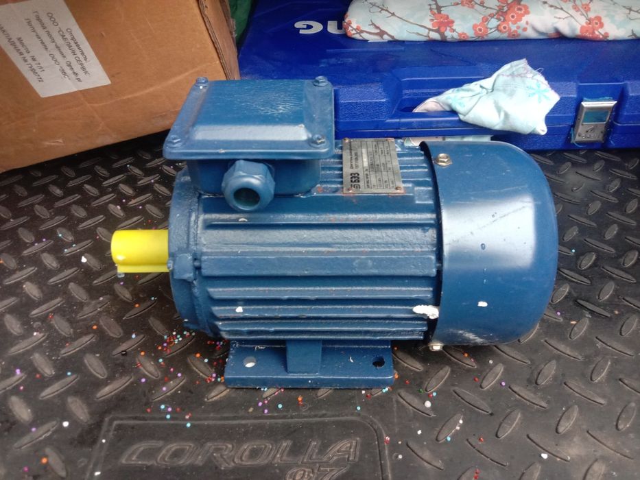 Электродвигатель ассинхронный новый