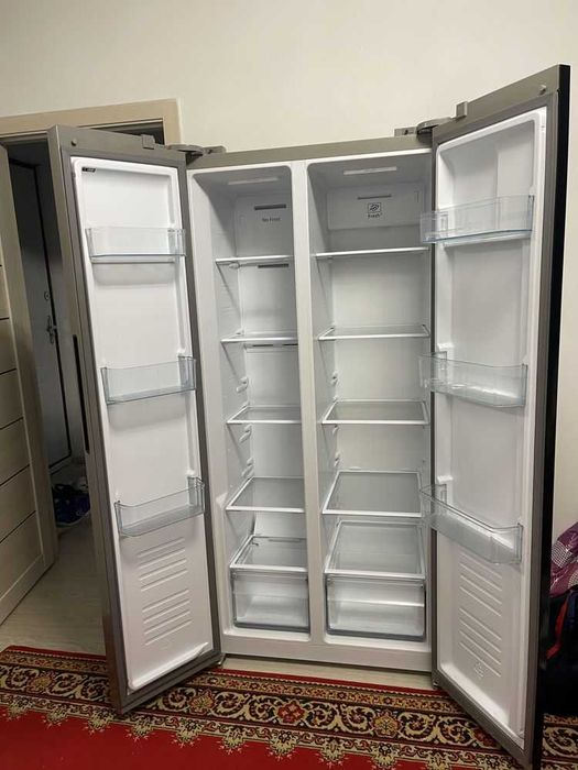 Продам холодильник двухдверный