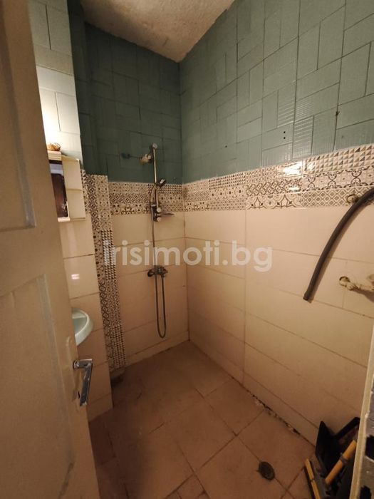 Дава се под наем Тристаен апартамент в София, Яворов - 120 кв.м за 398.82 € - Снимка #8