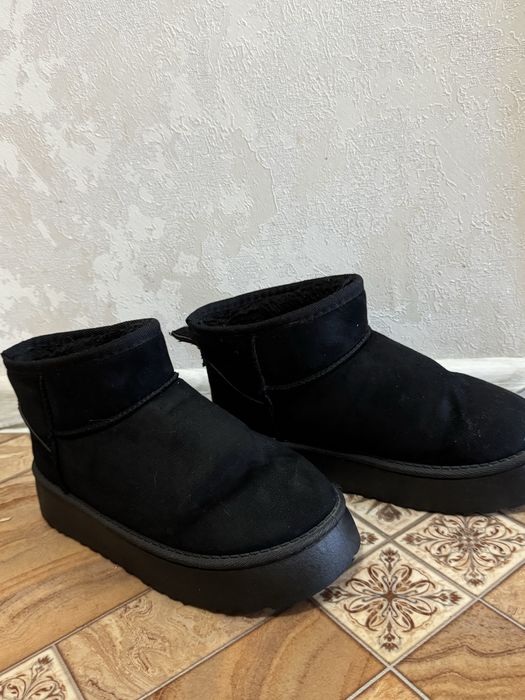 Продам женскую обувь