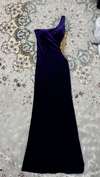 Продам платье состояние отличное