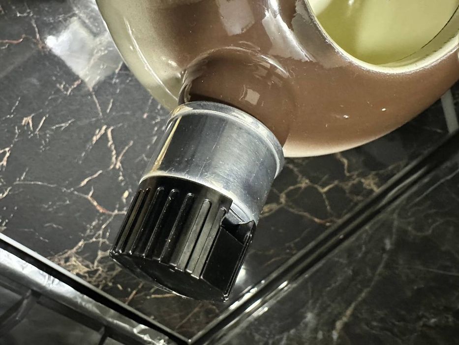 Срочно чойник сотилади австрийский