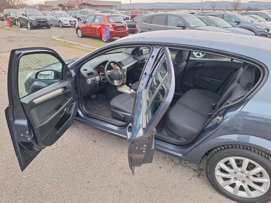 Opel astra 2009 1.6 Benzină cutie automată