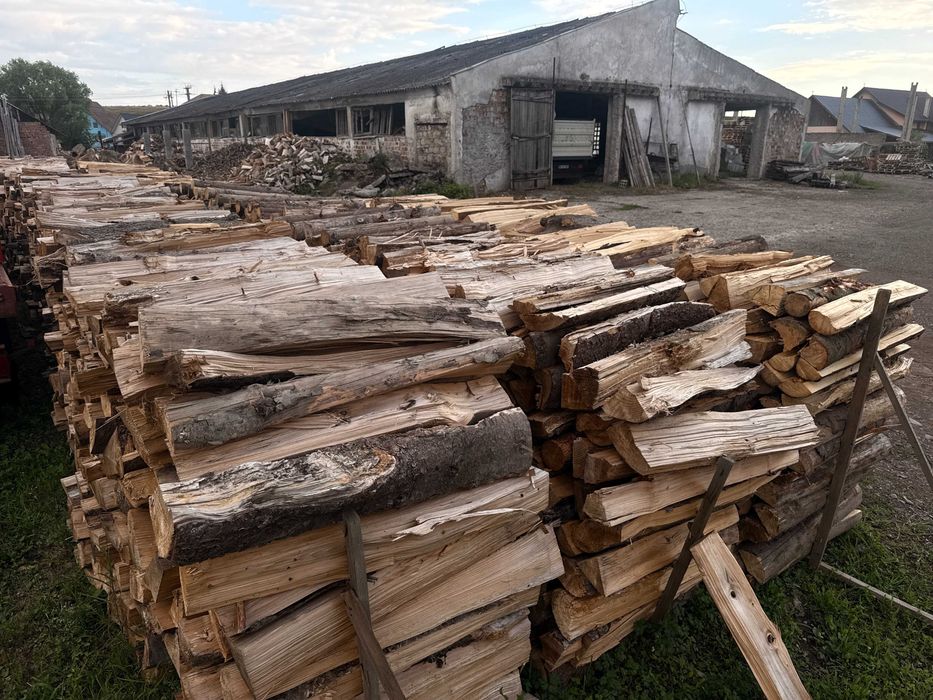 Lemne de foc brad - Preț accesibil, livrare în Sovata