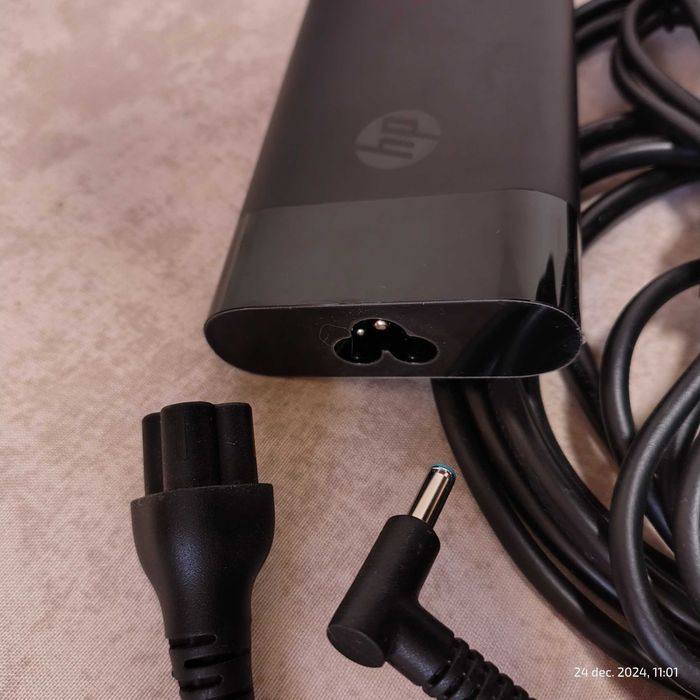 Încărcător nou HP TPN-CA11 150W - HP ORIGINAL