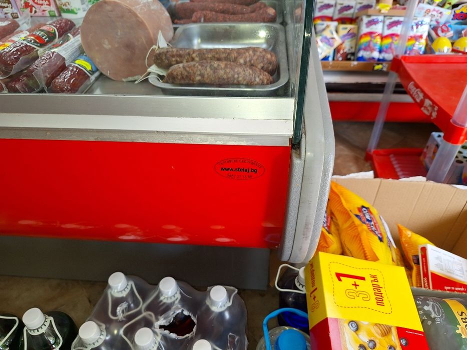 Витрини за хр.магазин