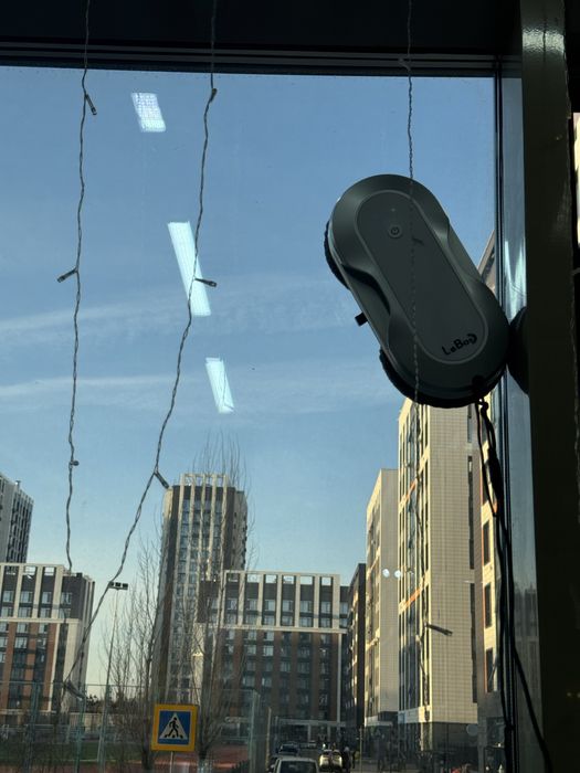 Робот для мытья окон Lebot | АРЕНДА