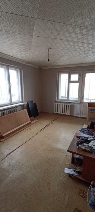 Продам 2 комнатную квартиру