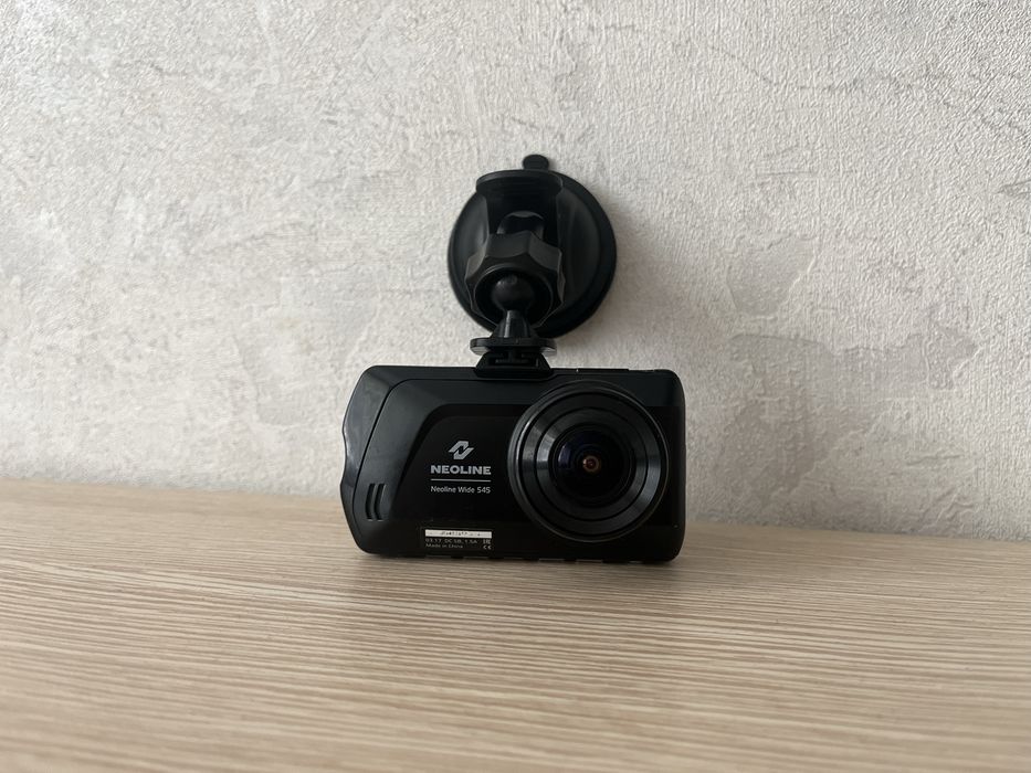 Видеорегистратор Neoline Wide S45