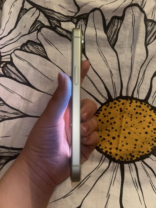 Iphone 15 В идеальном состоянии