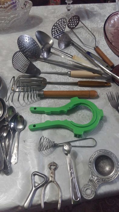 Сито ,  дуршлаг,  миски