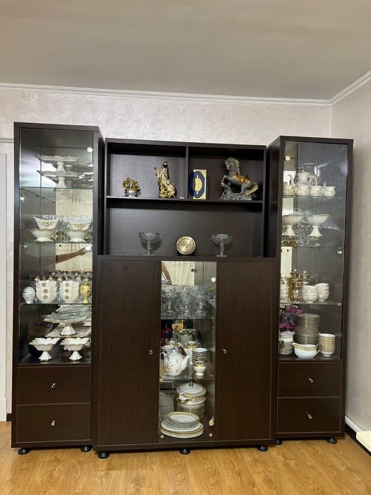 Стенка в отличном состояний