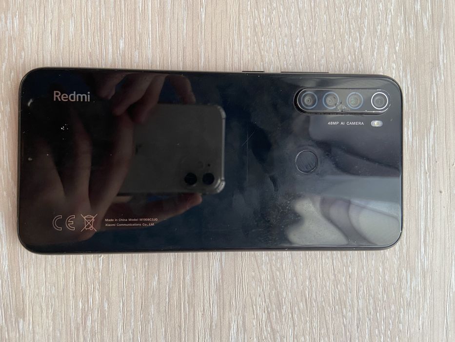 Телефон Redmi note 8
