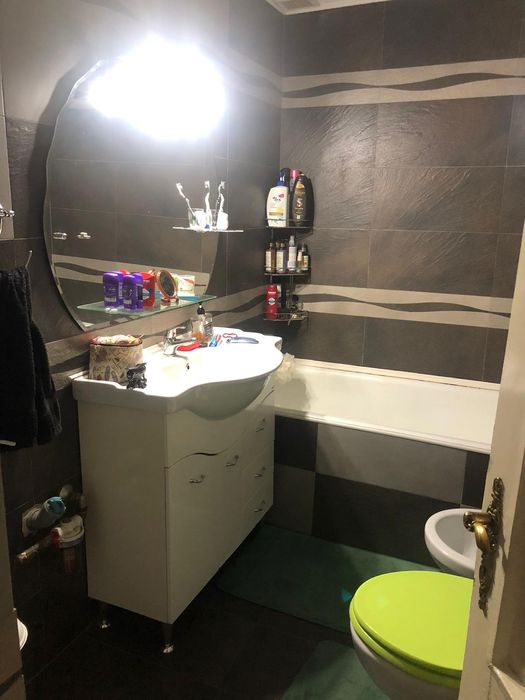 Apartament cu aspect de Casa de Vanzare Simeria