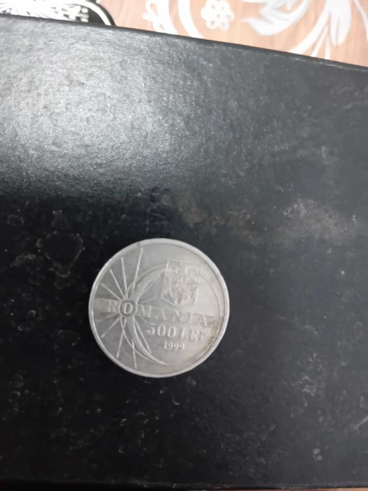 Moneda veche de 500 de lei din anul 1999 cu eclipsa totala de soare