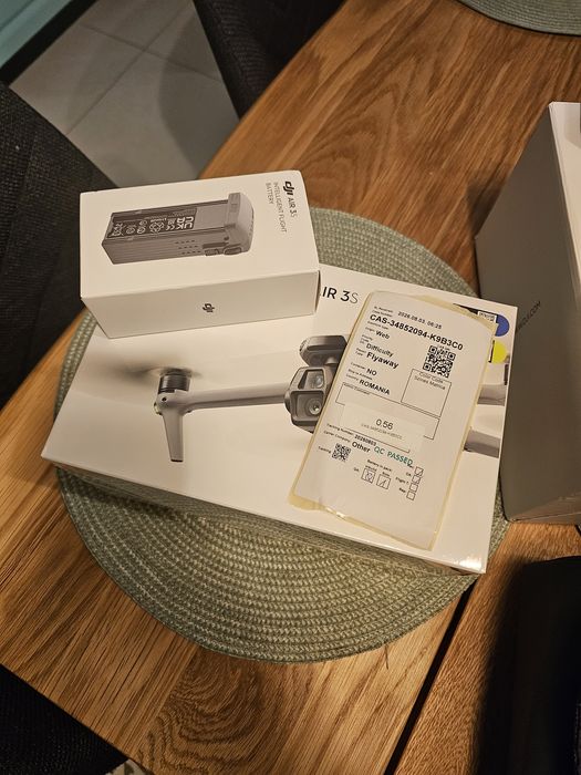 Drona DJI air 3s nou