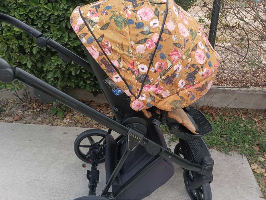 ADAMEX бебешка количка