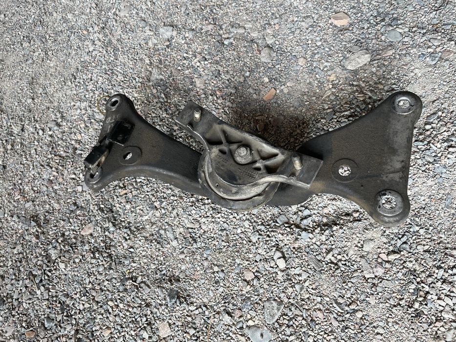 Бмв Е38 редуктор кардан эластичка датчикидетонации  коленвала