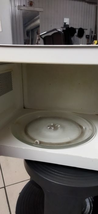 Продам микроволновку LG