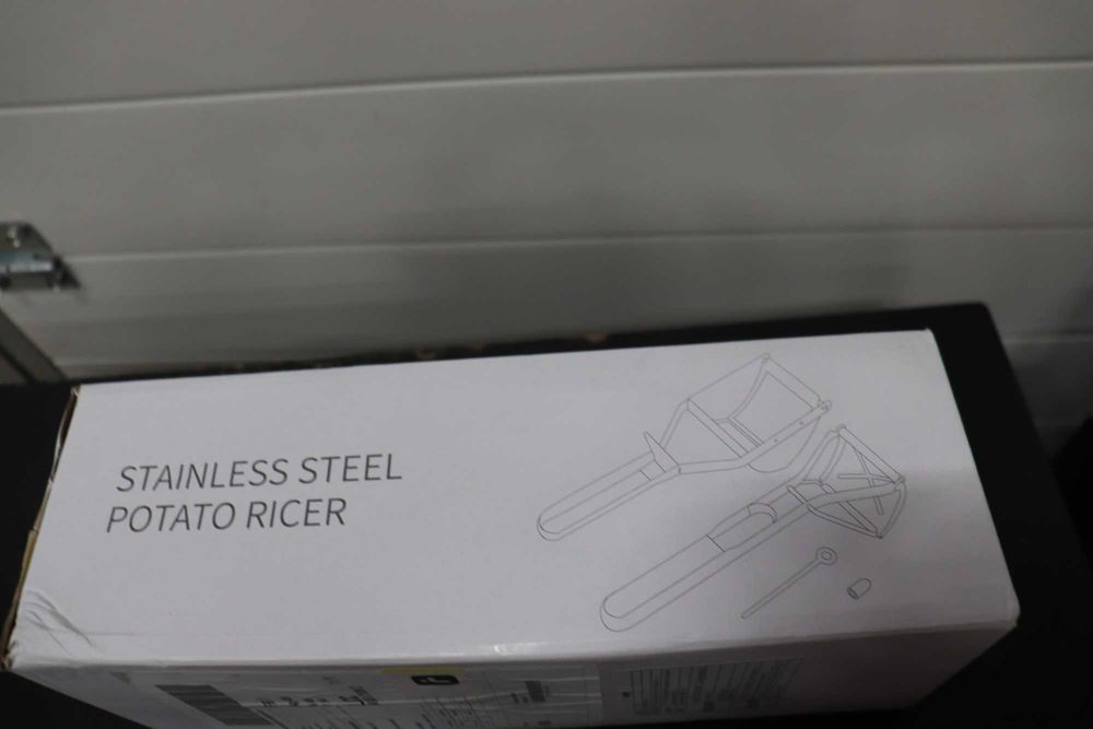 Неръждаема преса за картофи за дома и професионална употреба