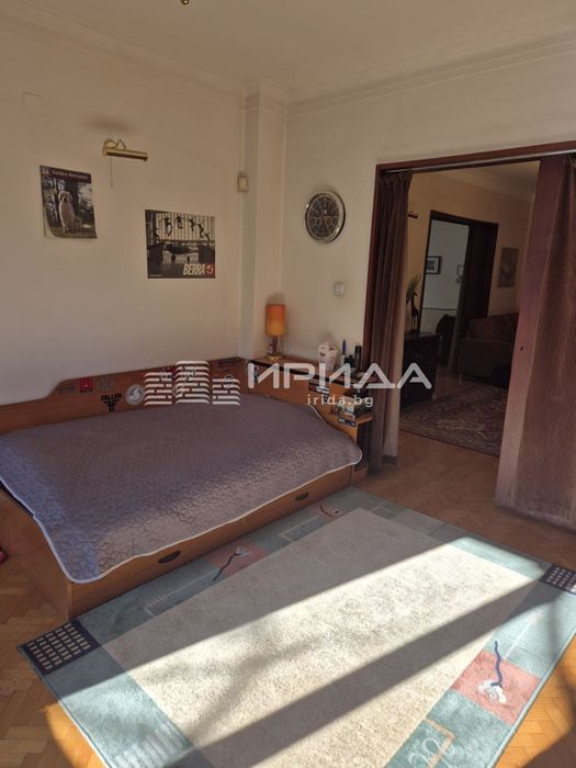 Просторен апартамент в кв. Яворов