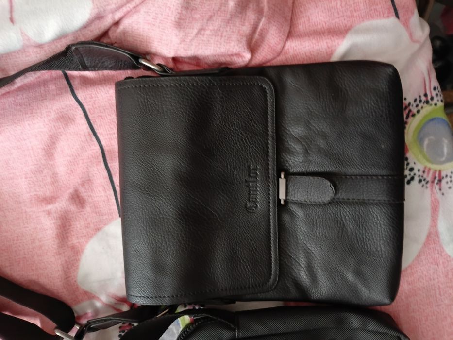 Продам сумки для подростков и для мужчин